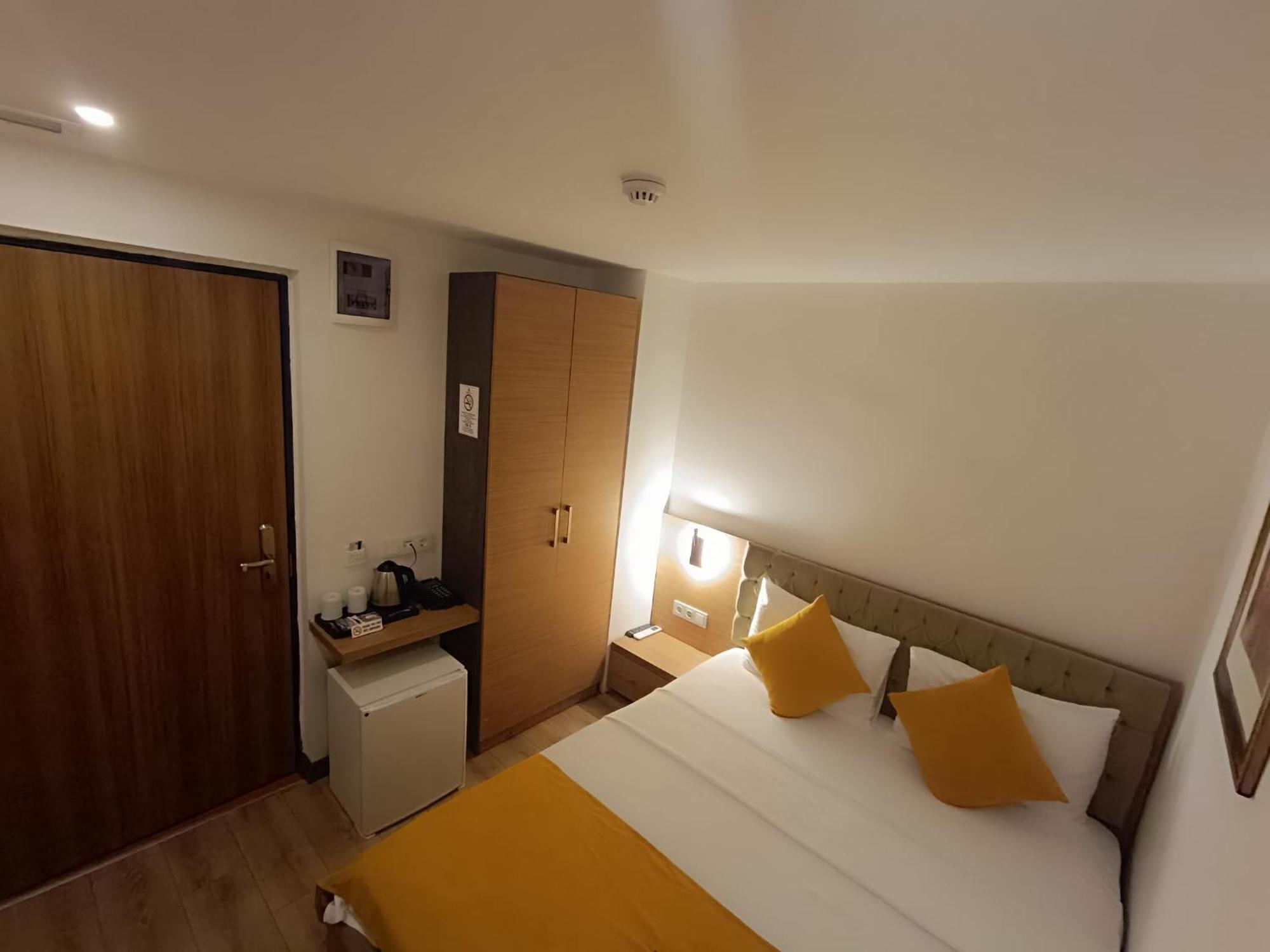 Comfy Otel Antalya Lara Ngoại thất bức ảnh