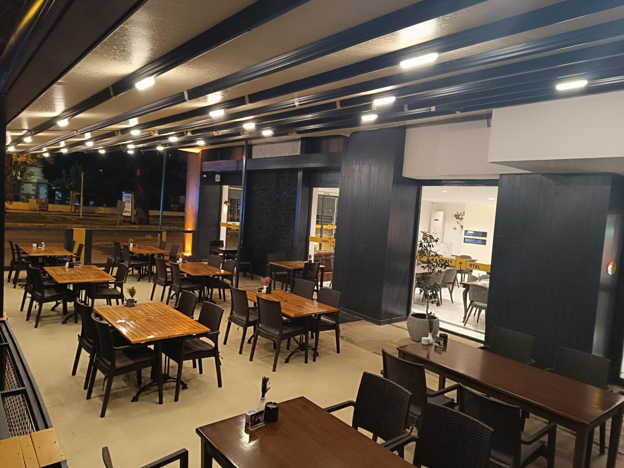 Comfy Otel Antalya Lara Ngoại thất bức ảnh
